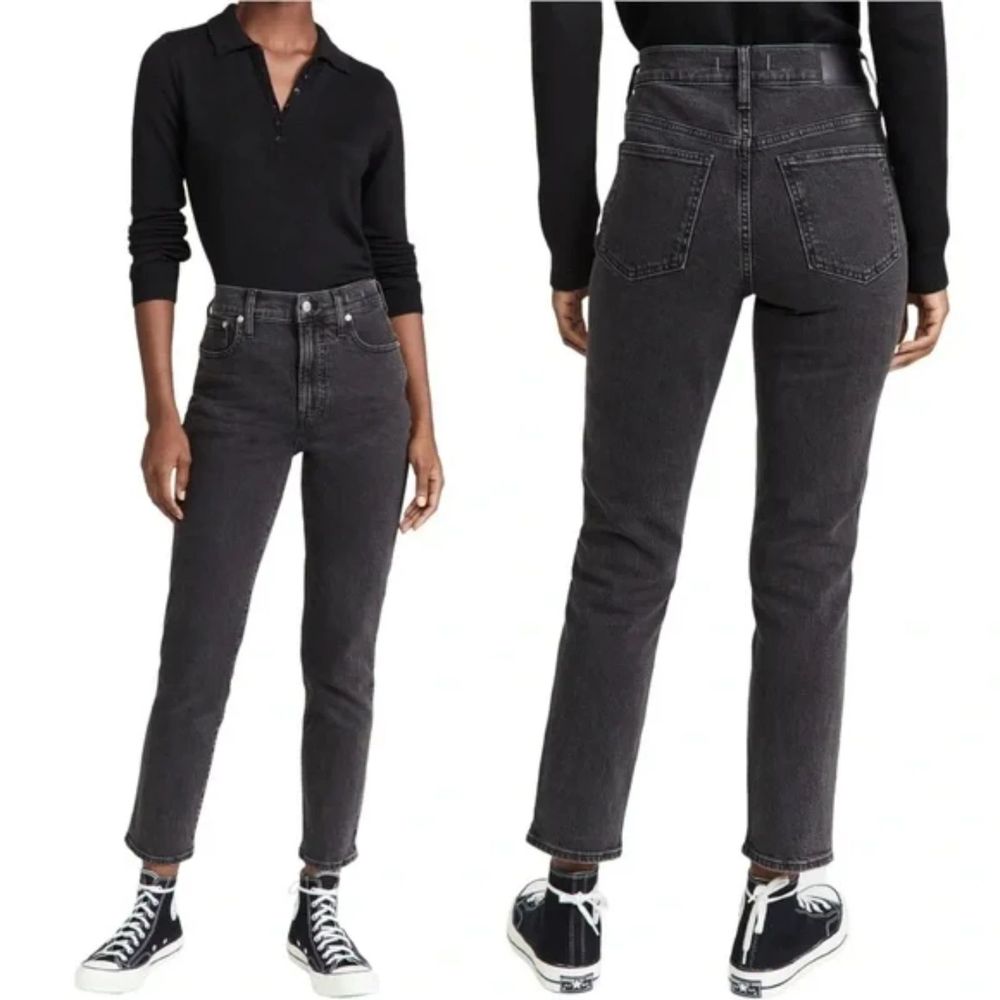 Women's Straight Leg Jeans - Black